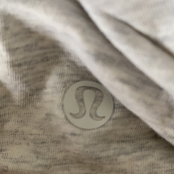 Lululemon Tie Shirt - Picture 4 of 4